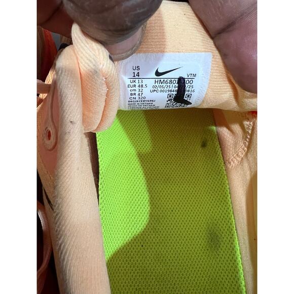 Nike ZoomX Invincible Run Flyknit 3 HM6802-700 Men’s 14 Peach Volt Running Shoes - Picture 2 of 10